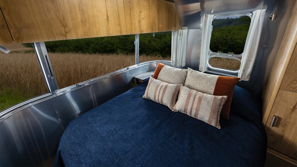 Airstream-Trade-Wind