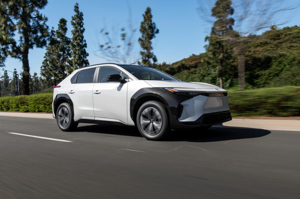 Toyota-2024-bZ4X