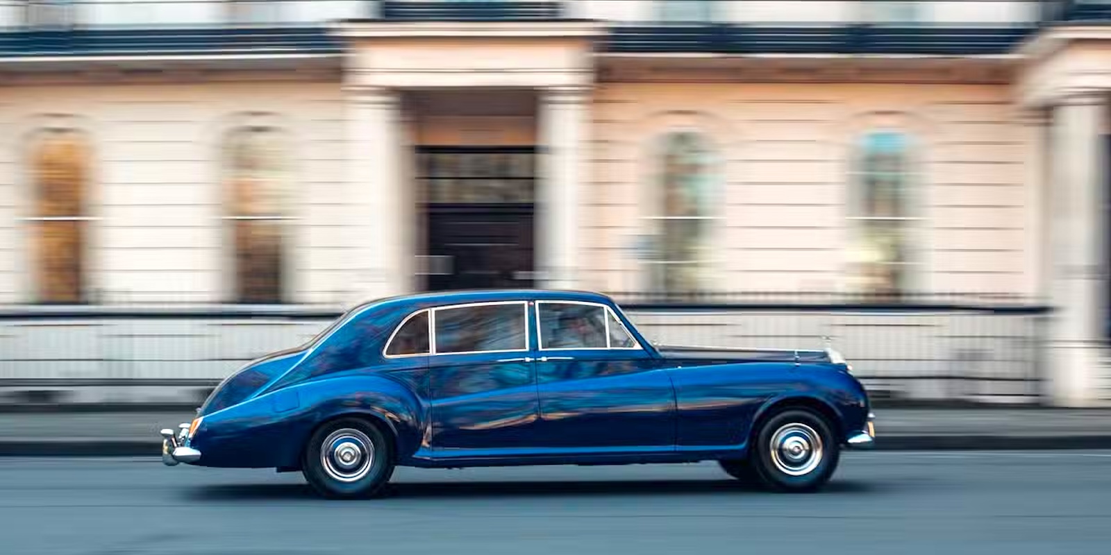 Current Classics: Rolls-Royce Phantom V gets even smoother and quieter